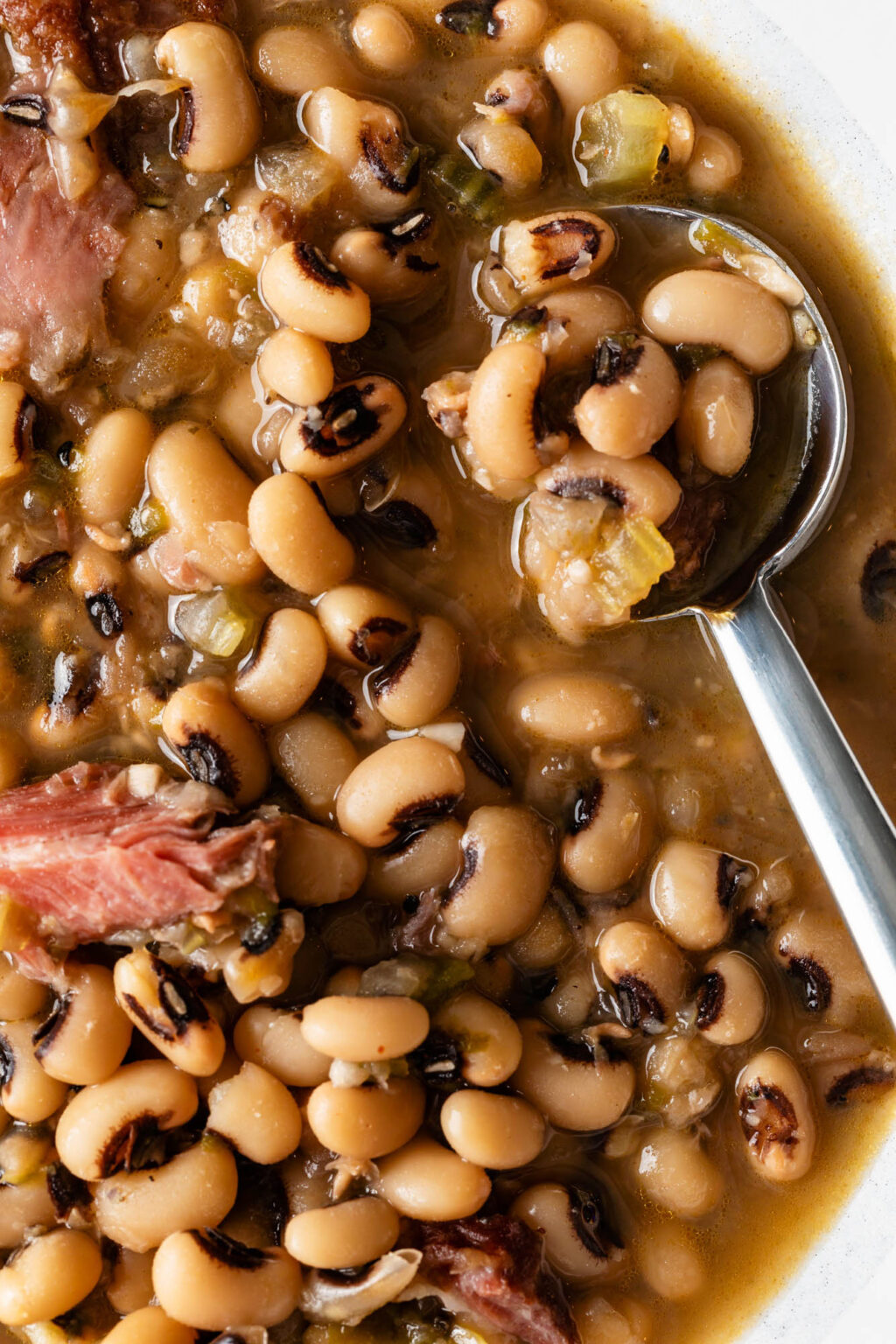 How to Cook Black Eyed Peas - Cooks with Soul
