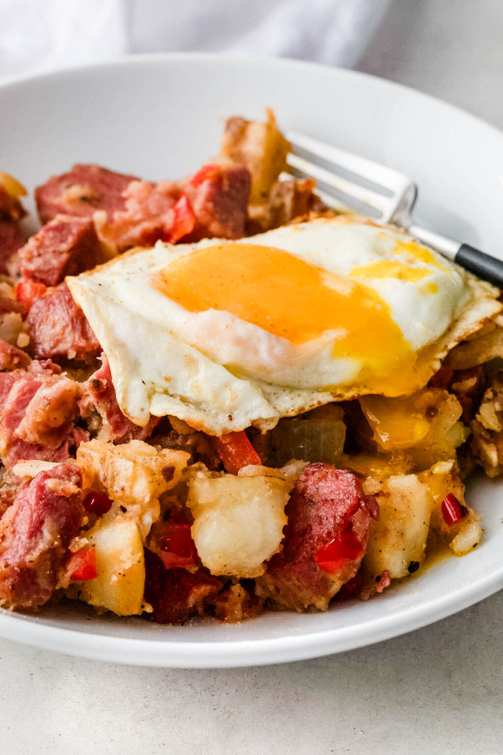 Corned Beef Hash and Eggs - Cooks with Soul